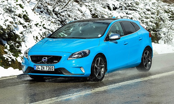 Volvo V40 T4 R-design Test_Otomobiltutkunu_Volvo V40_T4_Rdesign_Test_New Volvo_VolvoTurkiye