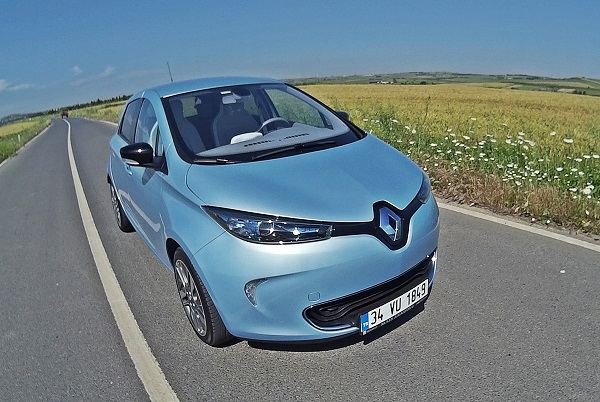 RenaultZoe_esarj_elektrikliarac_energy_Michelin-Energy_Renault-R-LINK_ZOE-ZEN