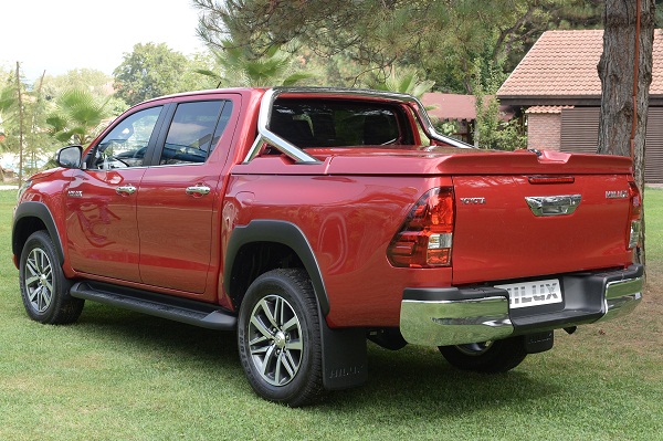 Yeni Toyota Hilux_Otomobiltutkunu