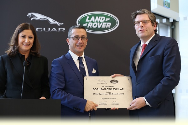 simay alsan_ugur sakarya_christian blank_otomobiltutkunu