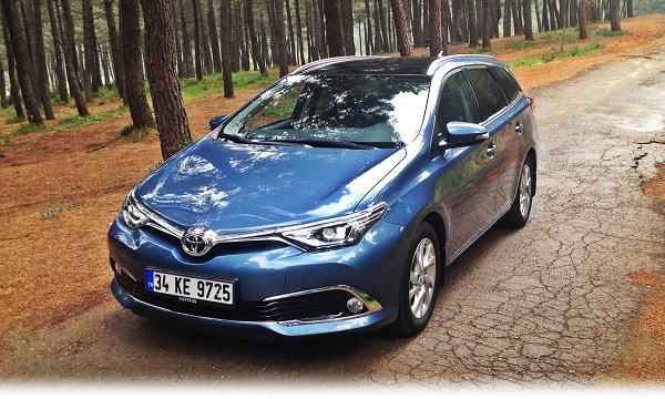 Toyota Auris Touring Sports 1.6 Premium Multidrive S