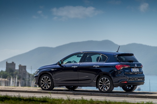 fiat egea hatchback test