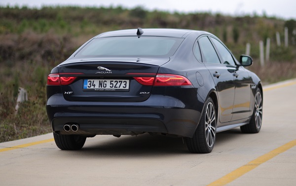 jaguar-xf-test-otomobiltutkunu_borusan-otomotiv_jaguar