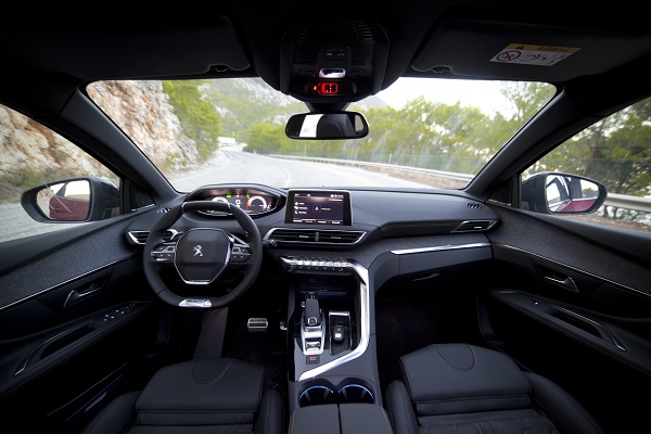 yeni-suv-peugeot3008