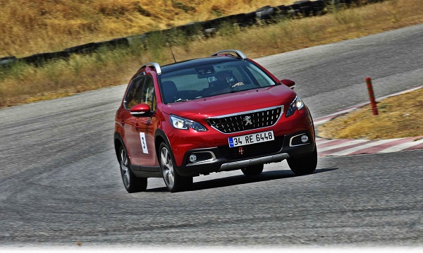 peugeot-2008_suv-test_otomobiltutkunu