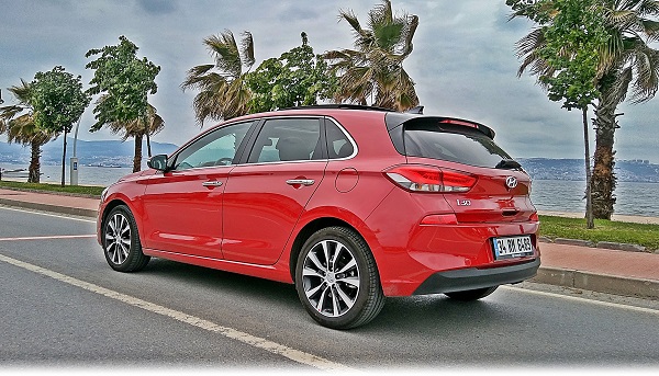 Hyundai Yeni İ30 Elite Plus Smart Test Dizel Otomatik Otomobiltutkunu_Hyundai i30 DCT Test