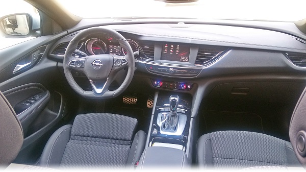 Opel Insignia Grand Sport OPC Line Elite Test