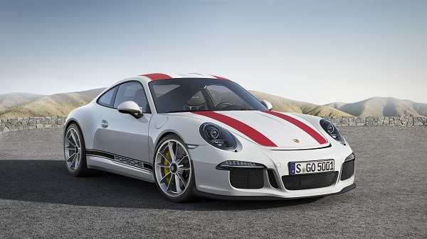 Kuzu Görünümünde Kurt: 911 R!
