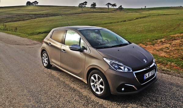 Peugeot 208 Dizel Otomatik Test