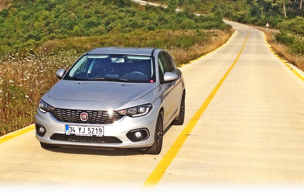 Fiat Egea Hatchback Lounge Plus 1.4 T-Jet 120HP Test