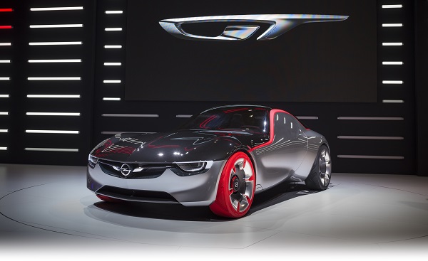 Opel GT Concept 2016’nın En iyi Konsept Otomobili Seçildi!