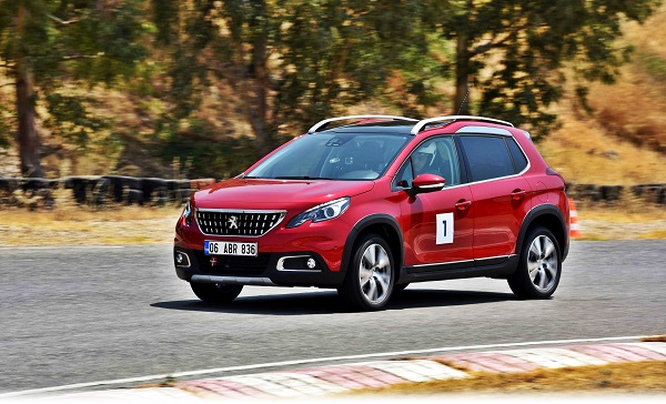 Peugeot 2008 SUV Test