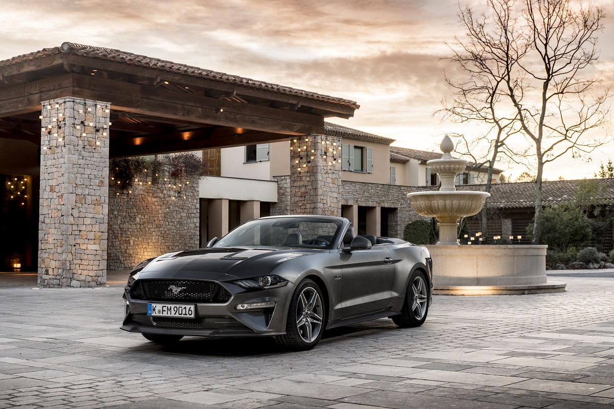 Efsane Ford Mustang üst üste 3. kez dünyanın en çok tercih edilen spor otomobili oldu