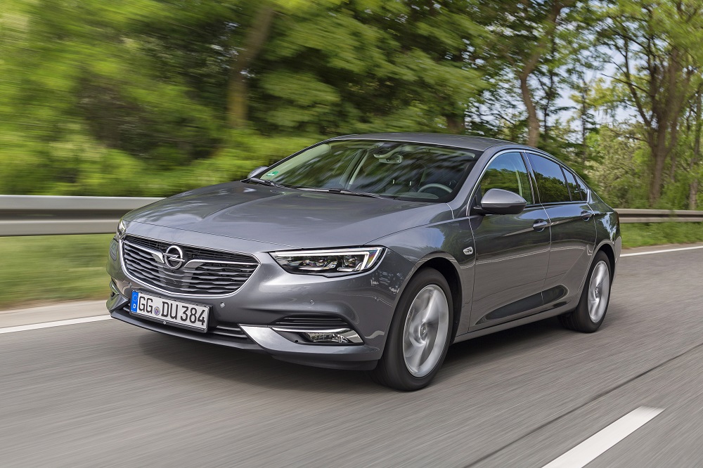 Insignia Zorlu Emisyon Sınırlamalarına Hazır