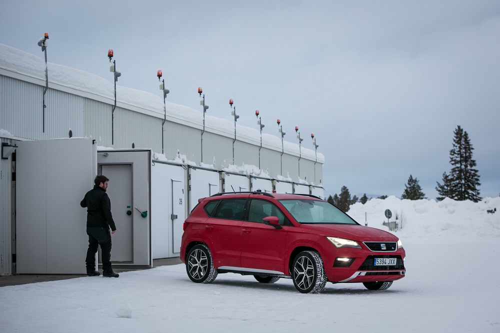 SEAT Otomobilleri Eksi 40’tan 910 Dereceye Kadar Zorlu Şartlarda Yollara Hazırlanıyor