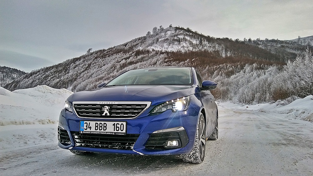 Peugeot 308 1.2 PureTech Test
