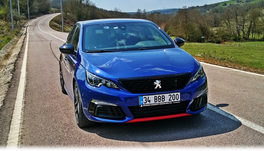 Peugeot 308 GTi by Peugeot Sport Test