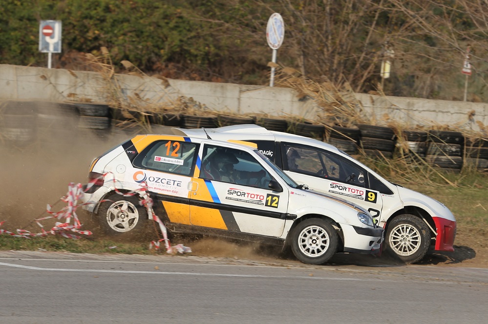 Rallikrosta Nefes Kesen Çekişme