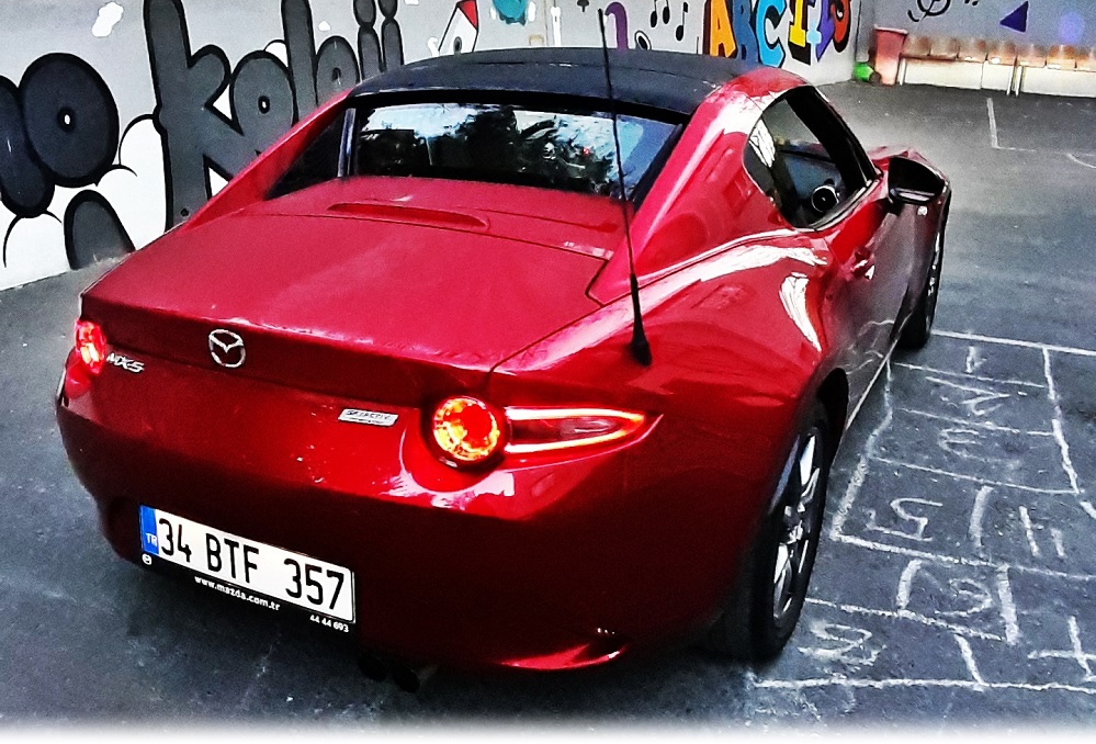 Mazda MX-5 RF 1.5L Test