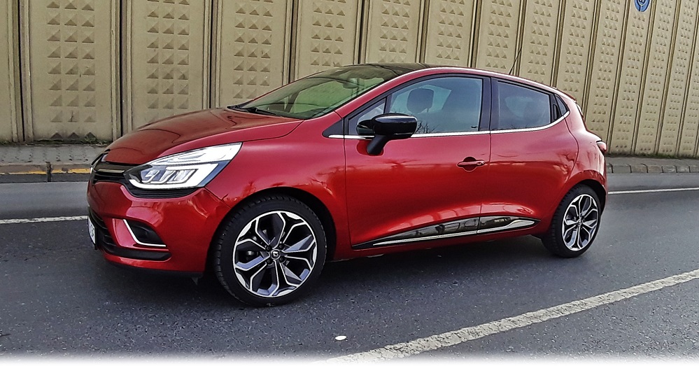 Renault Clio Icon Test