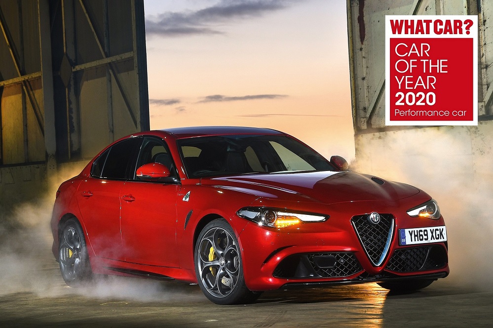 Alfa Romeo Giulia Quadrifoglio 3. Kez “Yılın Performans Otomobili”