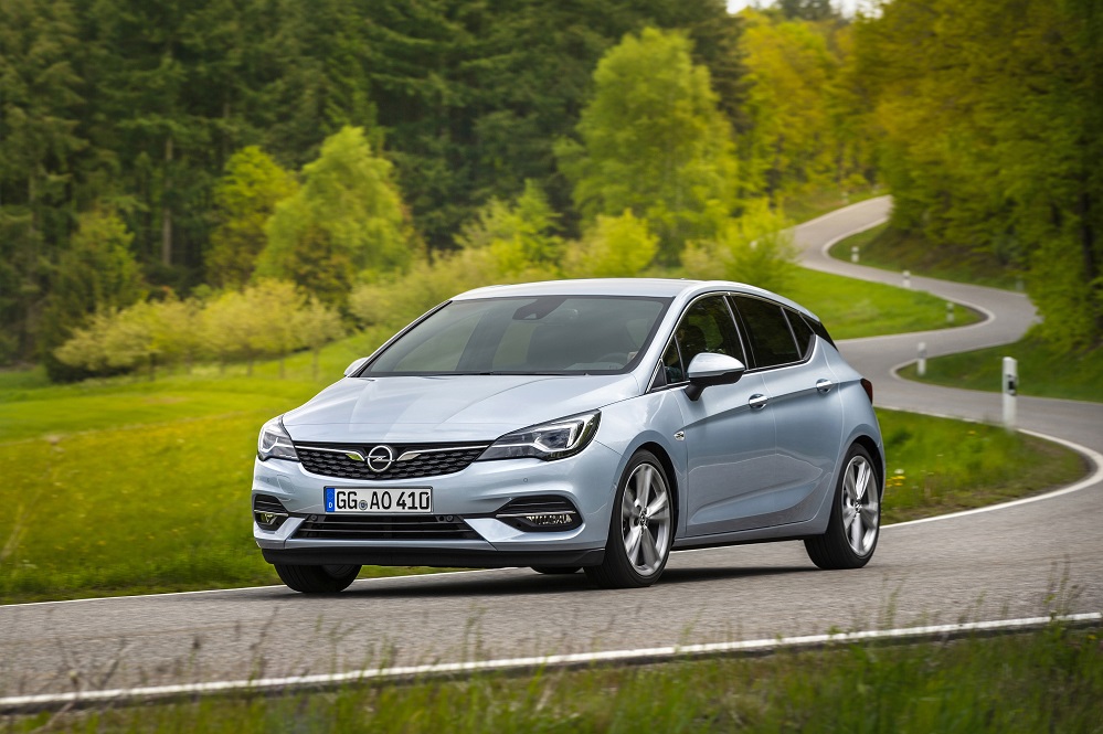 Yeni Opel Astra