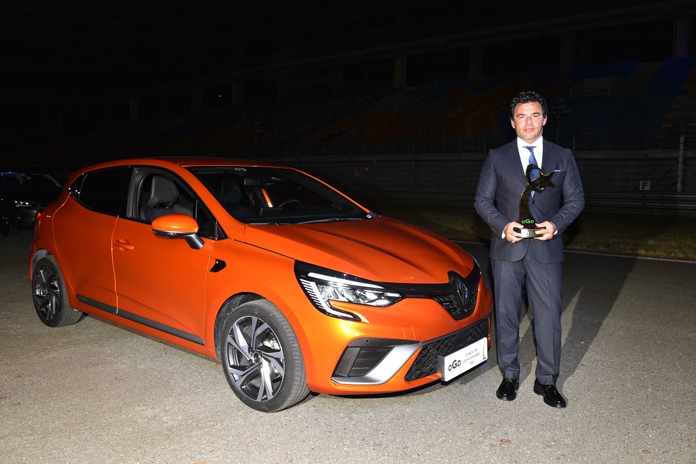 Renault Clio Türkiye’de Yılın Otomobili Seçildi!