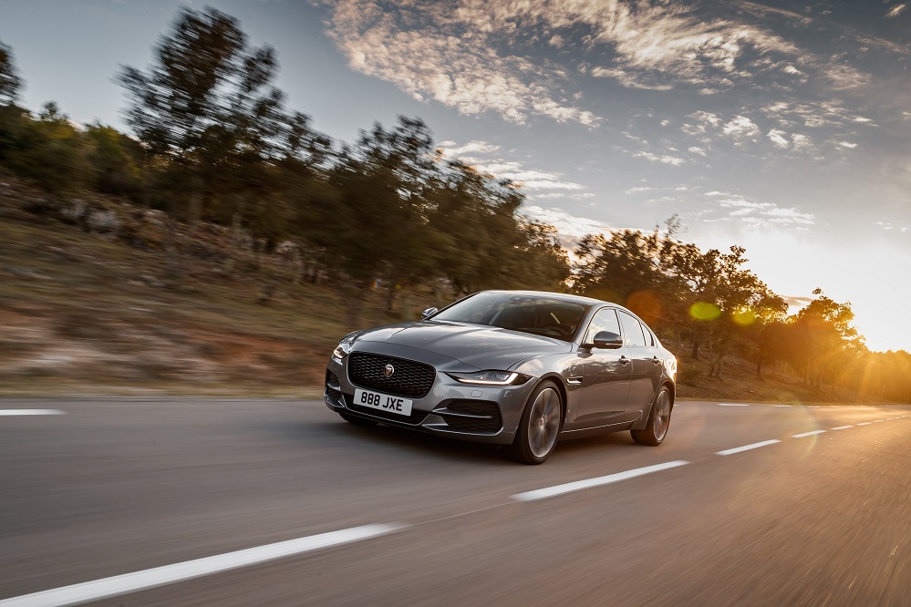 Gelişmiş Teknolojilerle Donatılan  Yeni Jaguar XE Türkiye’de