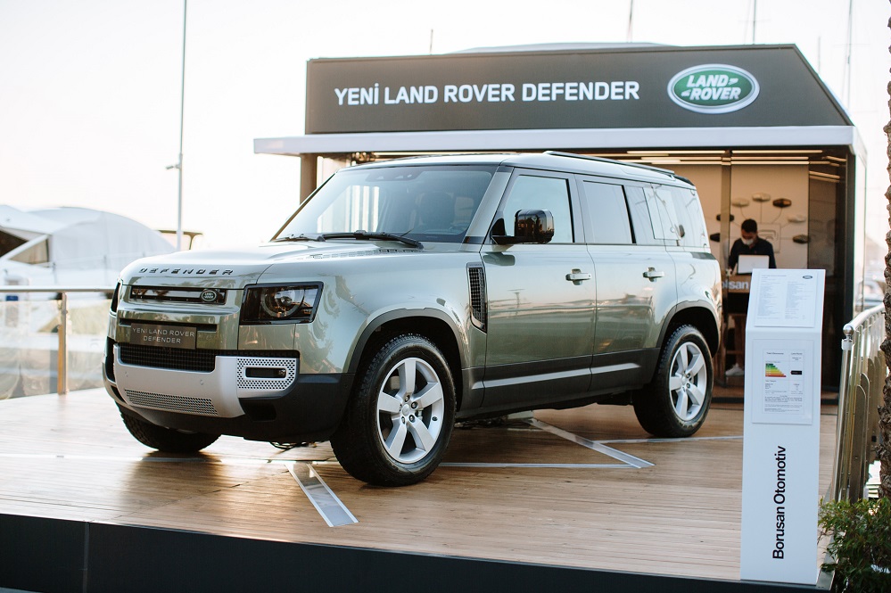 Yeni Land Rover Defender Bodrum Yalıkavak Marina’da Tutkunlarıyla Buluşuyor