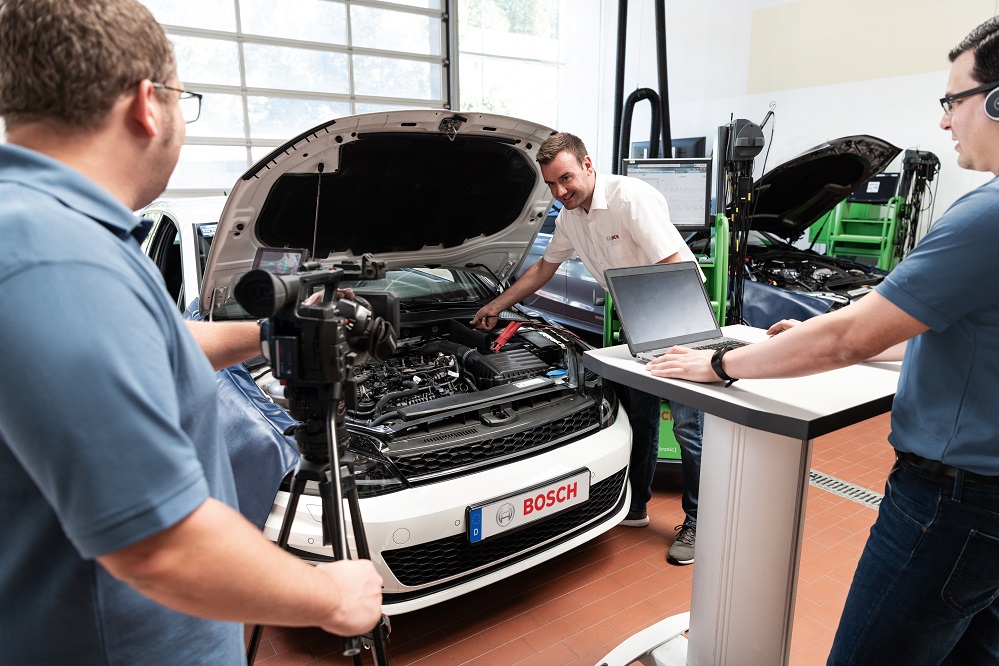 Bosch’tan servislere verimli ve geleceğe dönük çalışma imkanı sunan arıza tespit cihazı