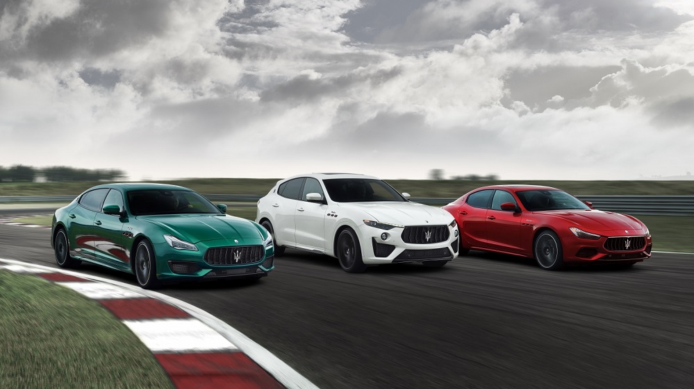 Maserati’nin En Hızlı Sedanları Ghibli ve Quattroporte Trofeo Tanıtıldı!