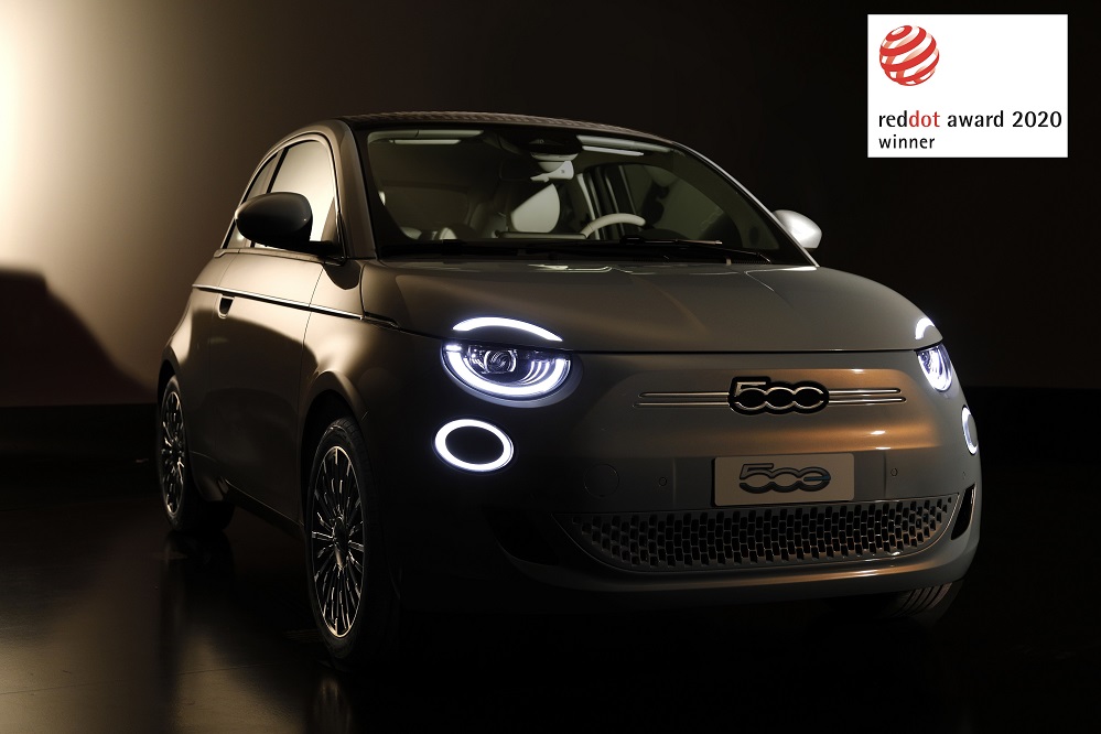 Yeni Fiat 500’e Red Dot Tasarım Ödülü