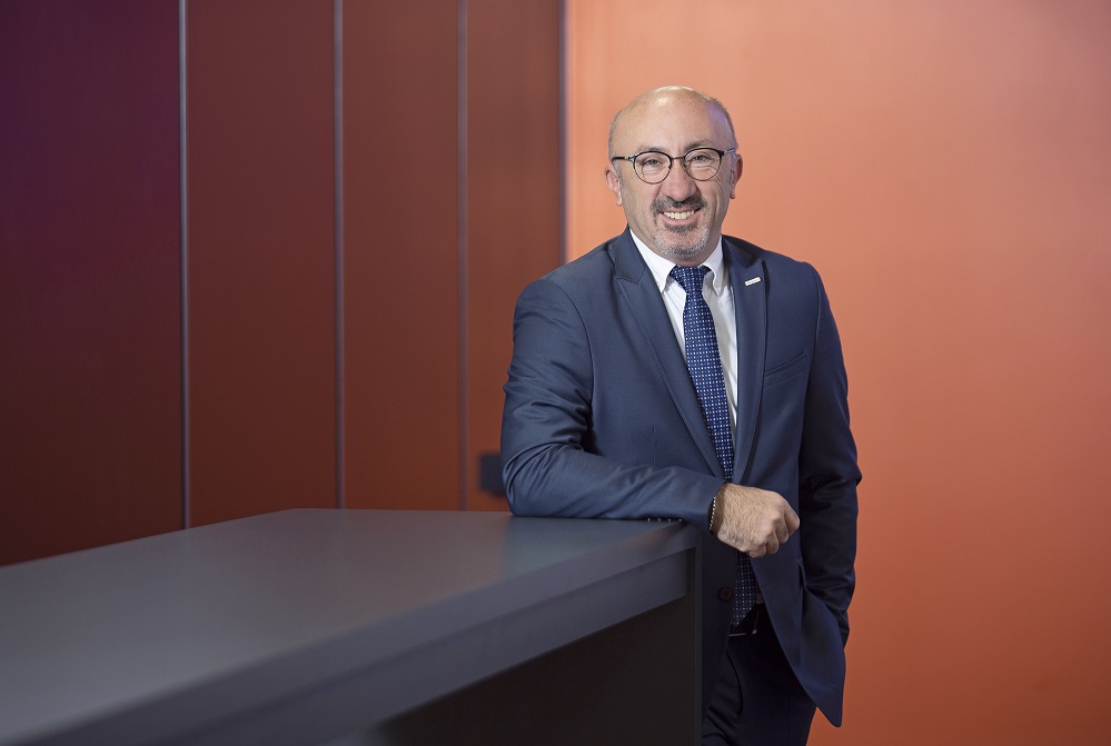 PANASONIC Tüm Araç Filosunu Hibrit Modellere Çevirdi