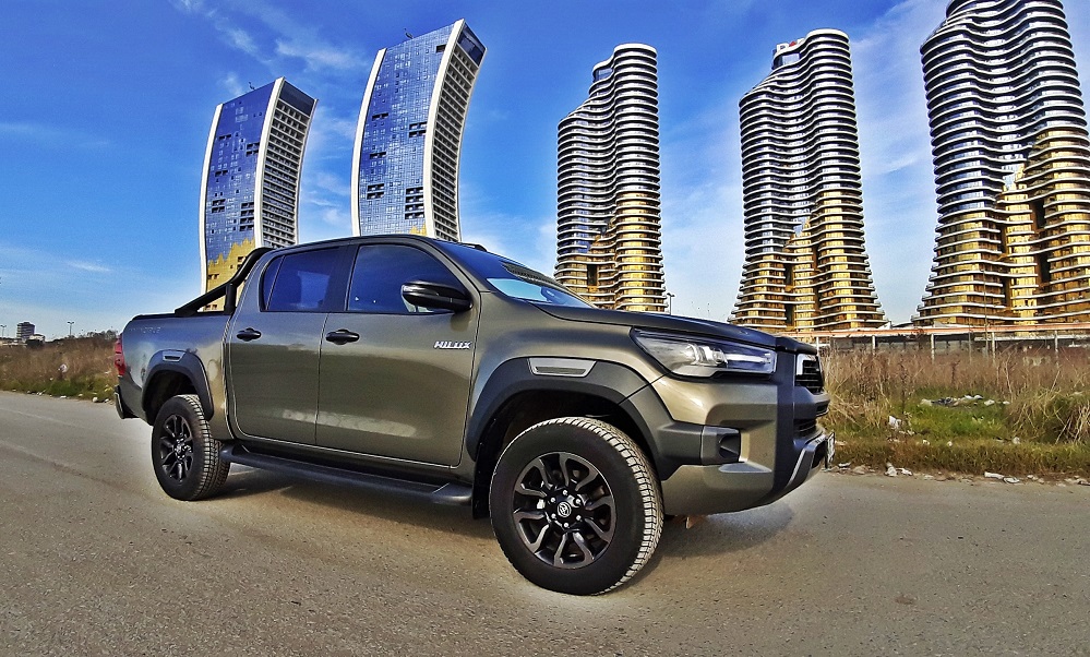 Toyota Hilux Invincible Test
