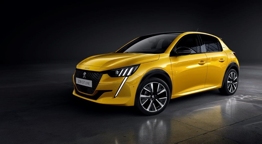 YENİ PEUGEOT 208: YENİLİKÇİ VE GENÇ