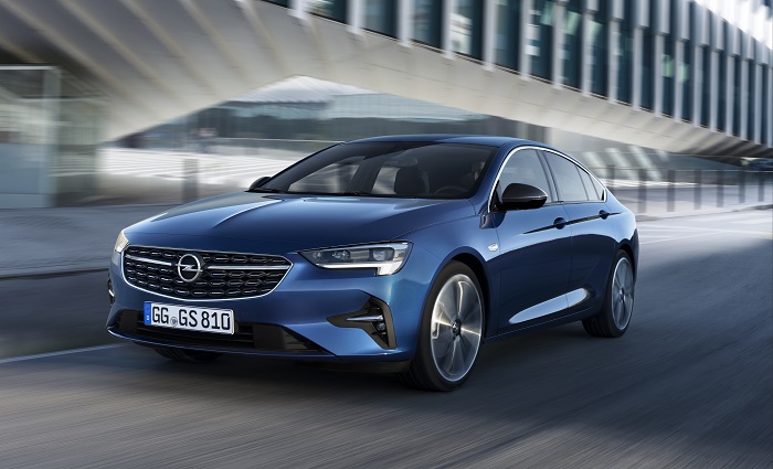 Yeni Opel Insignia, Sınıfında Tek IntelliLux LED® Piksel Farlarla Parlıyor