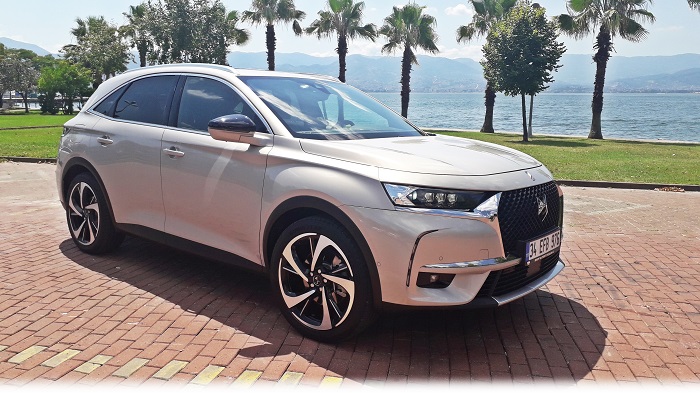 DS 7 CROSSBACK E-TENSE 4X4 Test 2021