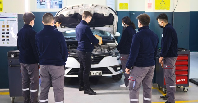 Bosch Car Service’ten 100. yılında TEV iş birliği ile 100 öğrenciye burs