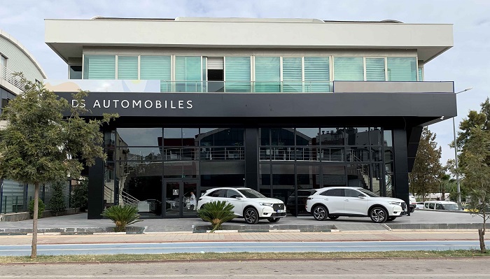 Fransız lüksünün otomobildeki temsilcisi DS Türkiye’deki beşinci showroomunu Antalya Lara’da açtı