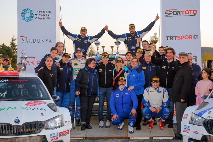 Shell Helix 2021 Türkiye Ralli Şampiyonası 6.ayağı olan 41. İstanbul Rallisi’ni, Castrol Ford Team Türkiye adına Ford Fiesta R5 ile yarışan Ümit Can Özdemir-Batuhan Memişyazıcı ikilisi kazandı