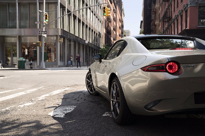 Mazda MX-5 Yeni Yılda Yeniliklerle Geliyor!
