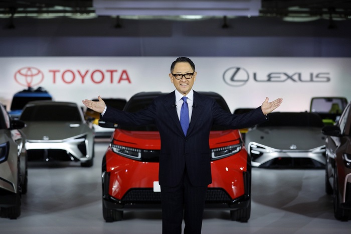 Toyota 2030’a Kadar 30 Bataryalı Elektrikli Model Sunacak