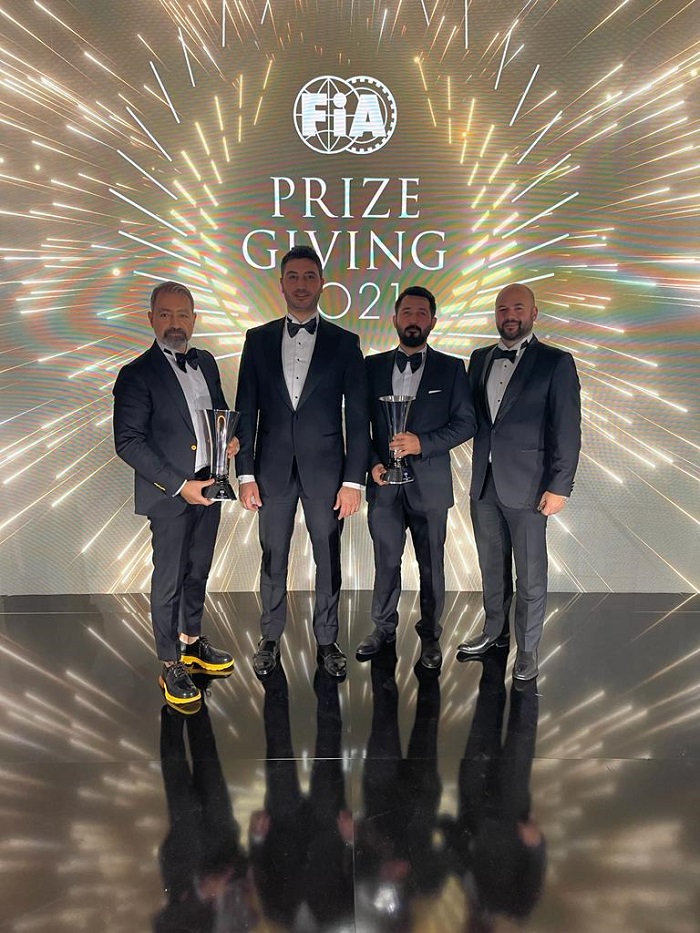 Avrupa Ralli Kupası Şampiyonu Mustafa Çakal Pariste düzenlenen FIA PRIZE GIVING töreninde ülkemizi gururlandırdı