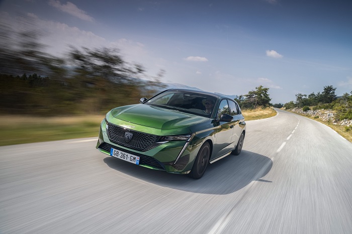 Peugeot, son 9 yılda 5. kez yılın otomobili finallerinde