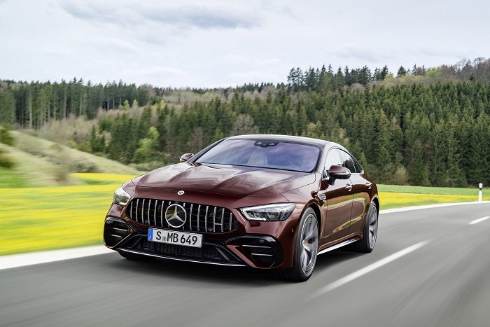 Yenilenen Mercedes-AMG GT 4-Kapı Coupe Türkiye’de