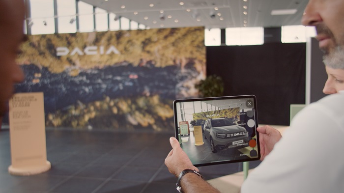 DACIA AR: Akıllı ve Kullanışlı Artırılmış Gerçeklik Uygulaması