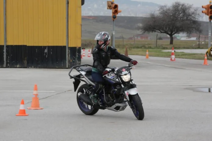 YAMAHA MOTOR TÜRKİYE’NİN KADINLARA ÜCRETSİZ EĞİTİMLERİ BAŞLIYOR