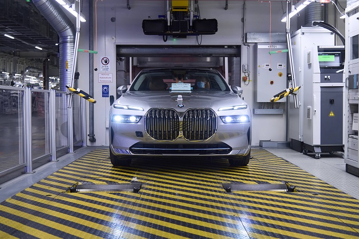Yeni BMW 7 Serisi Üretimi Dingolfing Fabrikasında Başladı