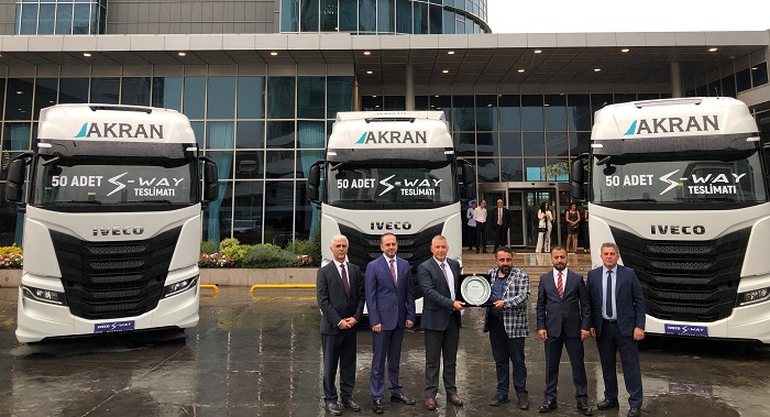 IVECO’dan AKRAN’a 50 adet S WAY çekici