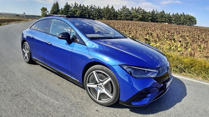 Mercedes-Benz EQE Test